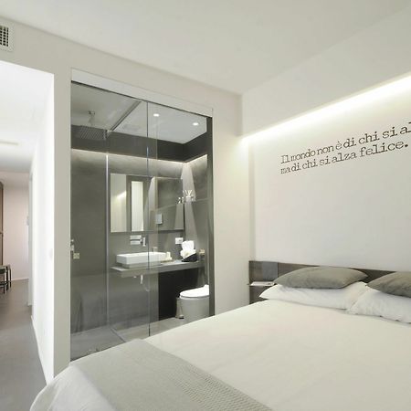Emilia Suite Design Модена Экстерьер фото
