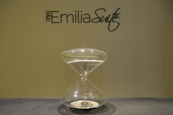 Emilia Suite Design Модена Экстерьер фото